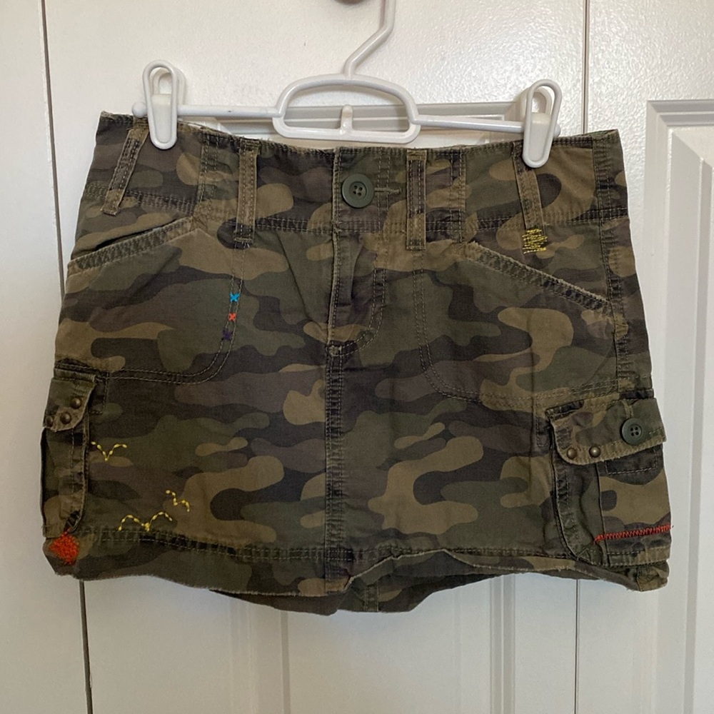 Old Navy Camo Cargo Skirt size 1